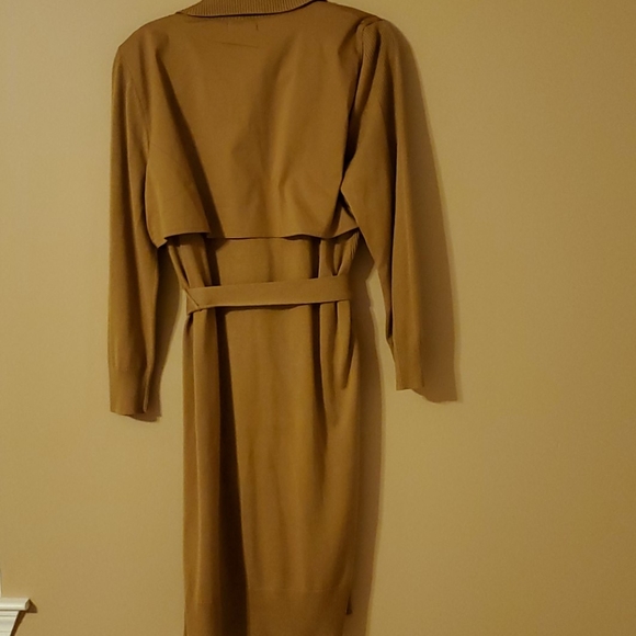 Calvin Klein Large trench coat - Picture 4 of 8